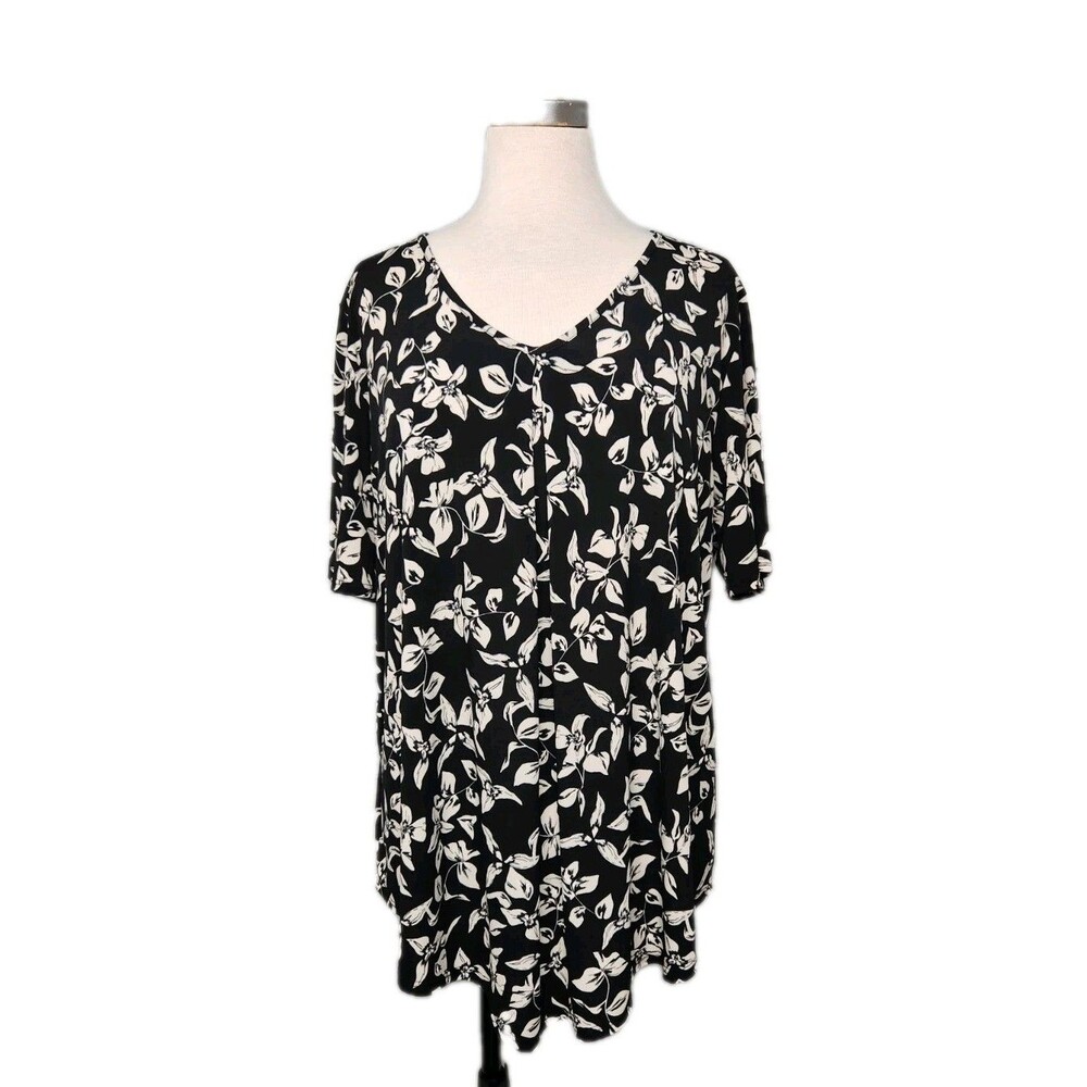 SJS Floral Smocked Blouse Womens 2X V-Neck Handkerchief Hem Short Sleeve Chic